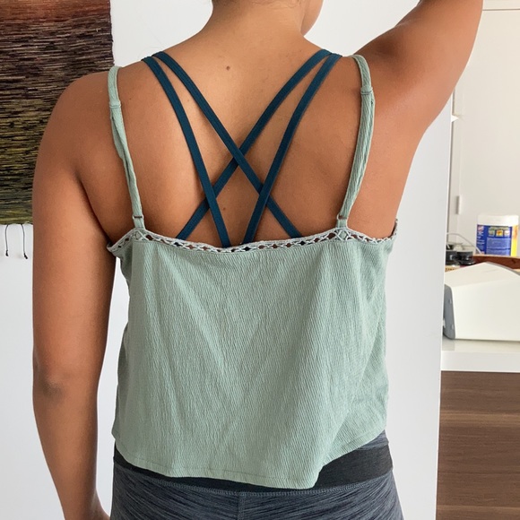 H&M cropped tank top - Picture 2 of 4